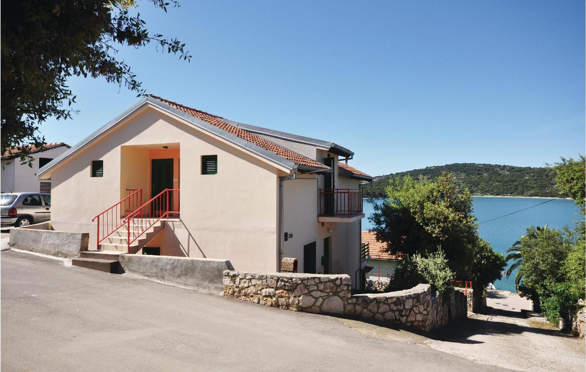 Gorgeous Apartment In Tisno With Kitchen 外观 照片