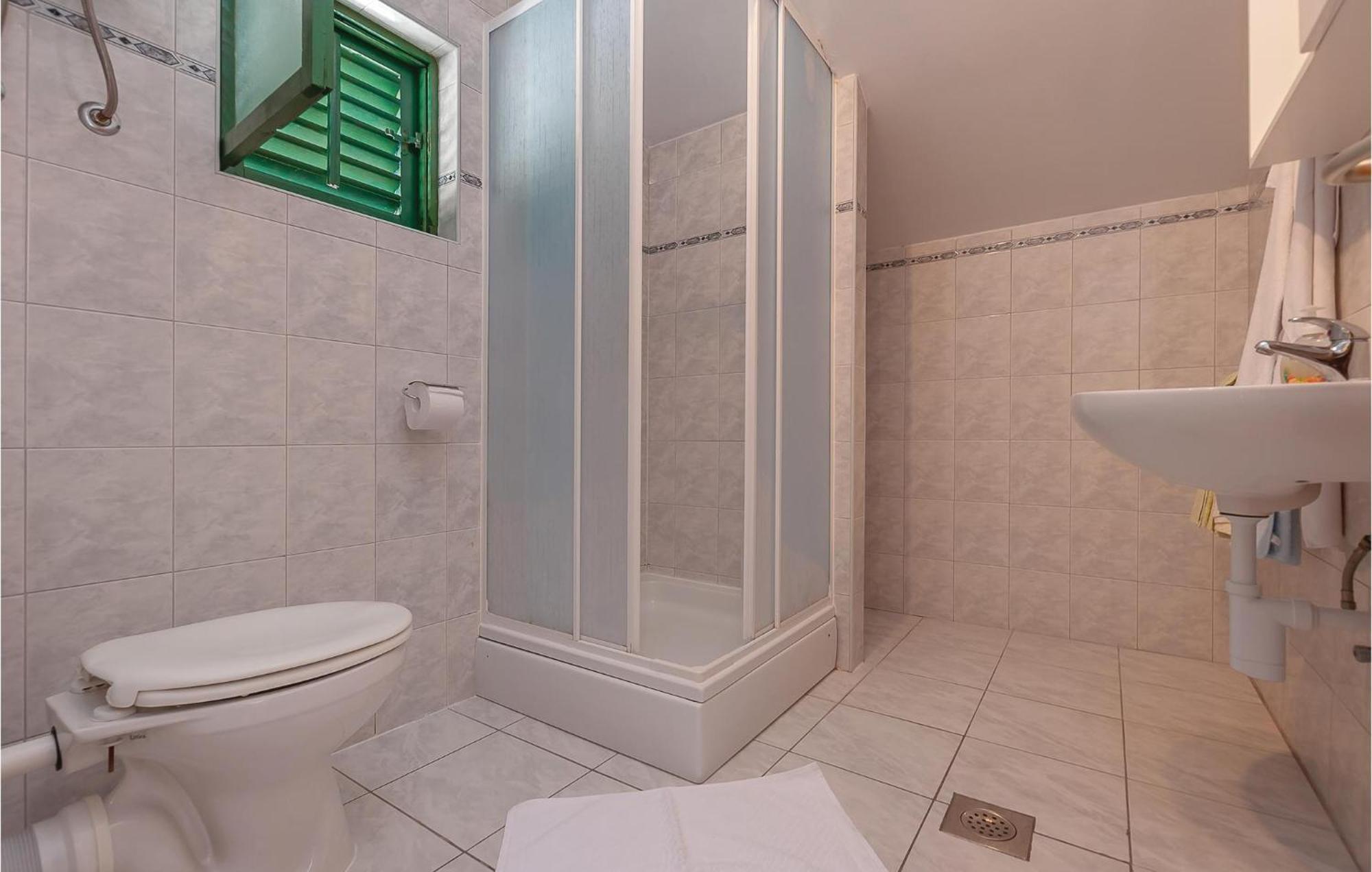 Gorgeous Apartment In Tisno With Kitchen 外观 照片